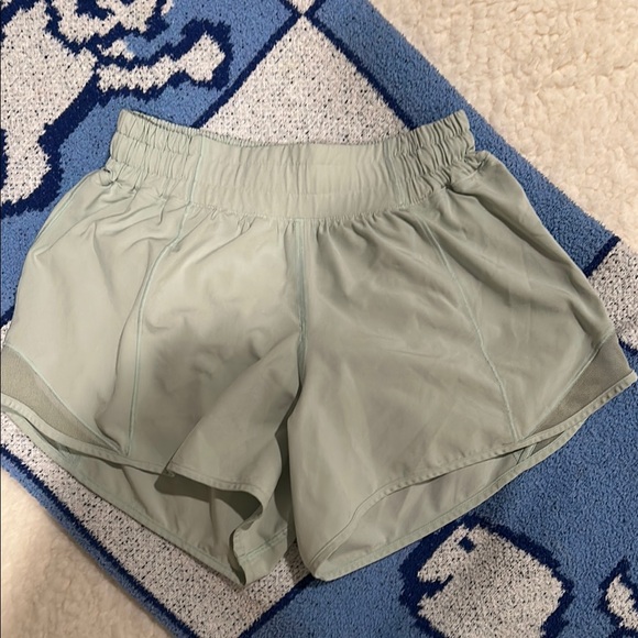 Lululemon Light Teal Low Rise 4 inch Shorts - Picture 1 of 3